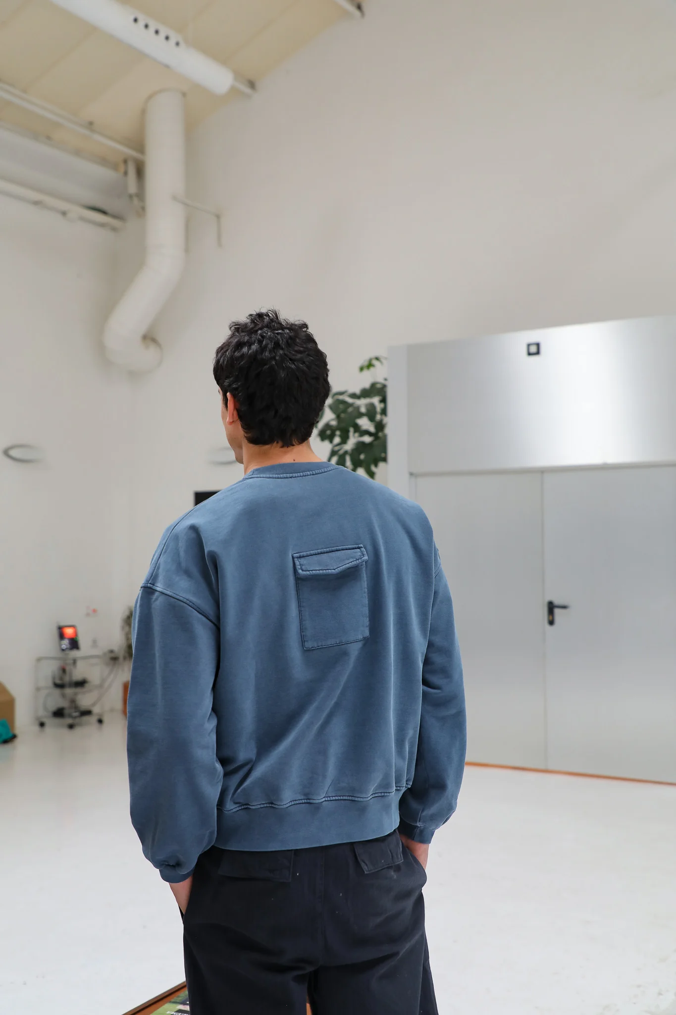 Back Pocket Sweatshirt Blue - Image 9