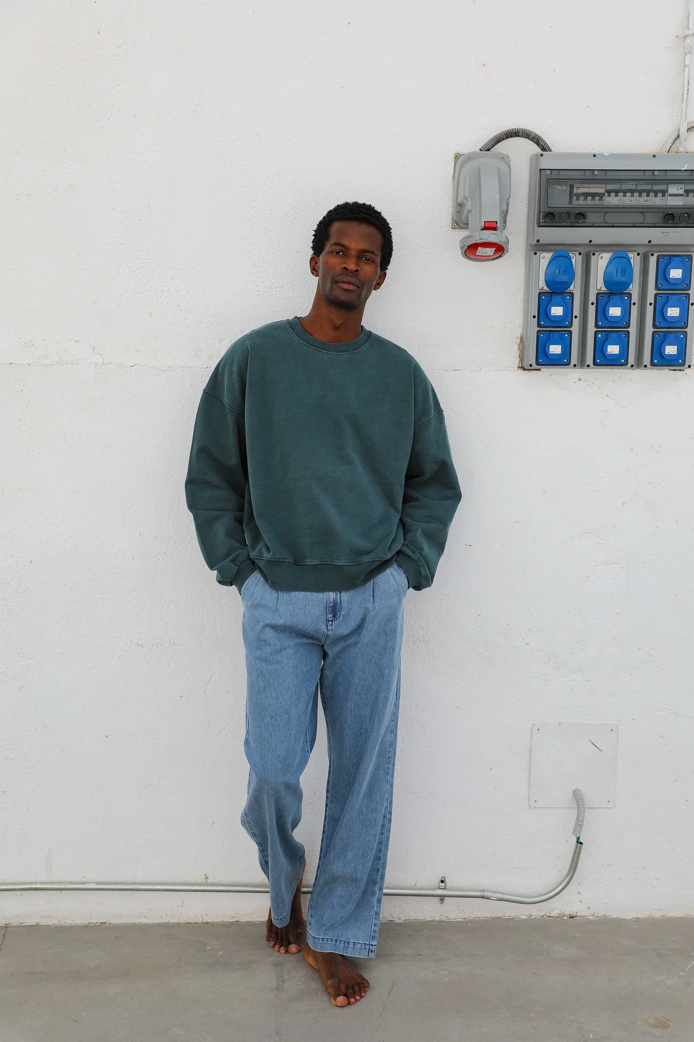 Back Pocket Sweatshirt Green - Image 7