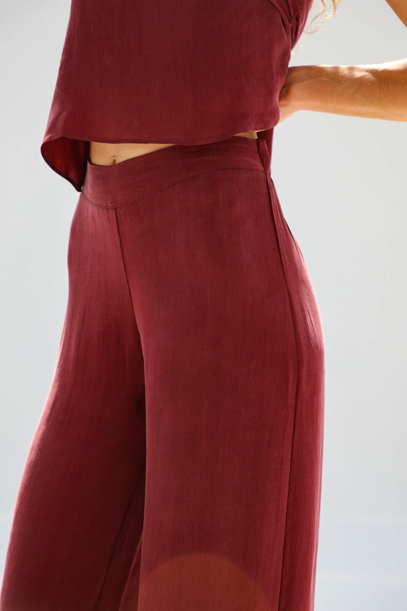 Flow Cupro Silk Pants Burgundy - Image 5
