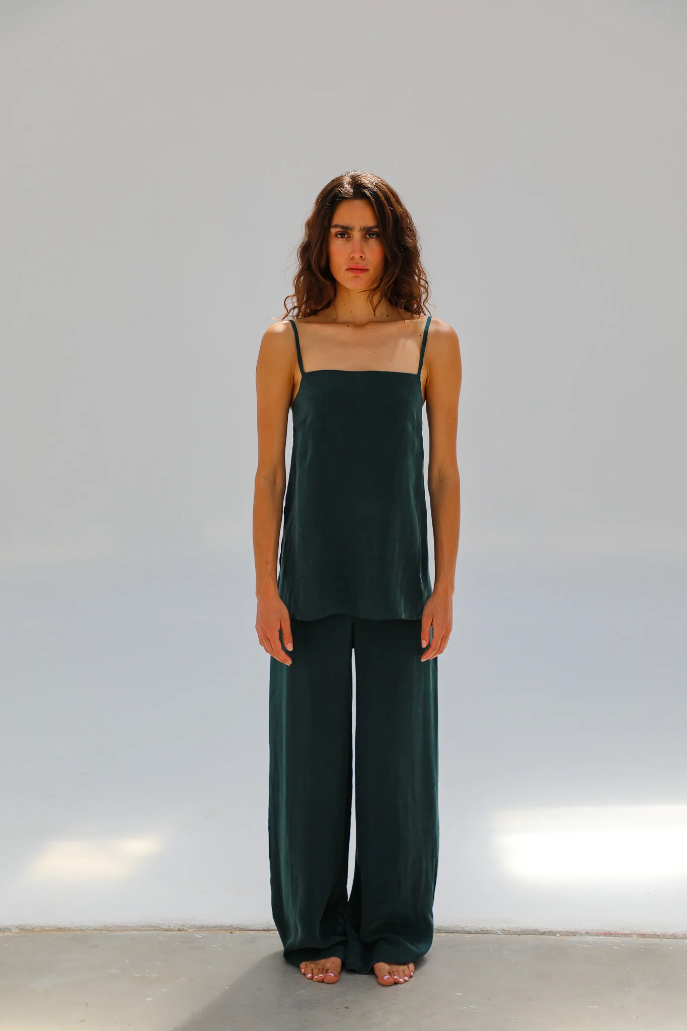 Flow Cupro Silk Pants Green - Image 7