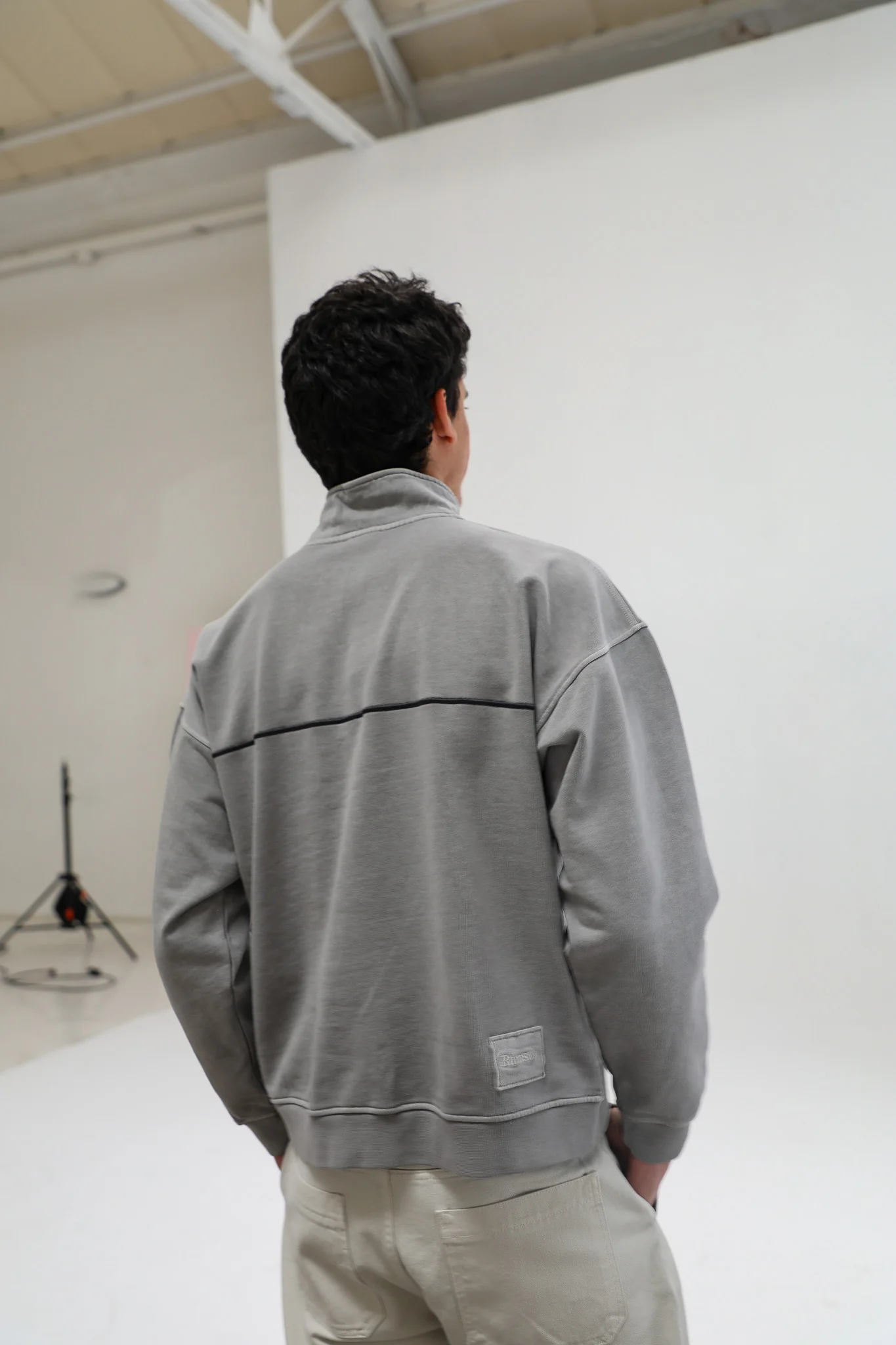 Flow Hoodie Line Light Grey - Image 6