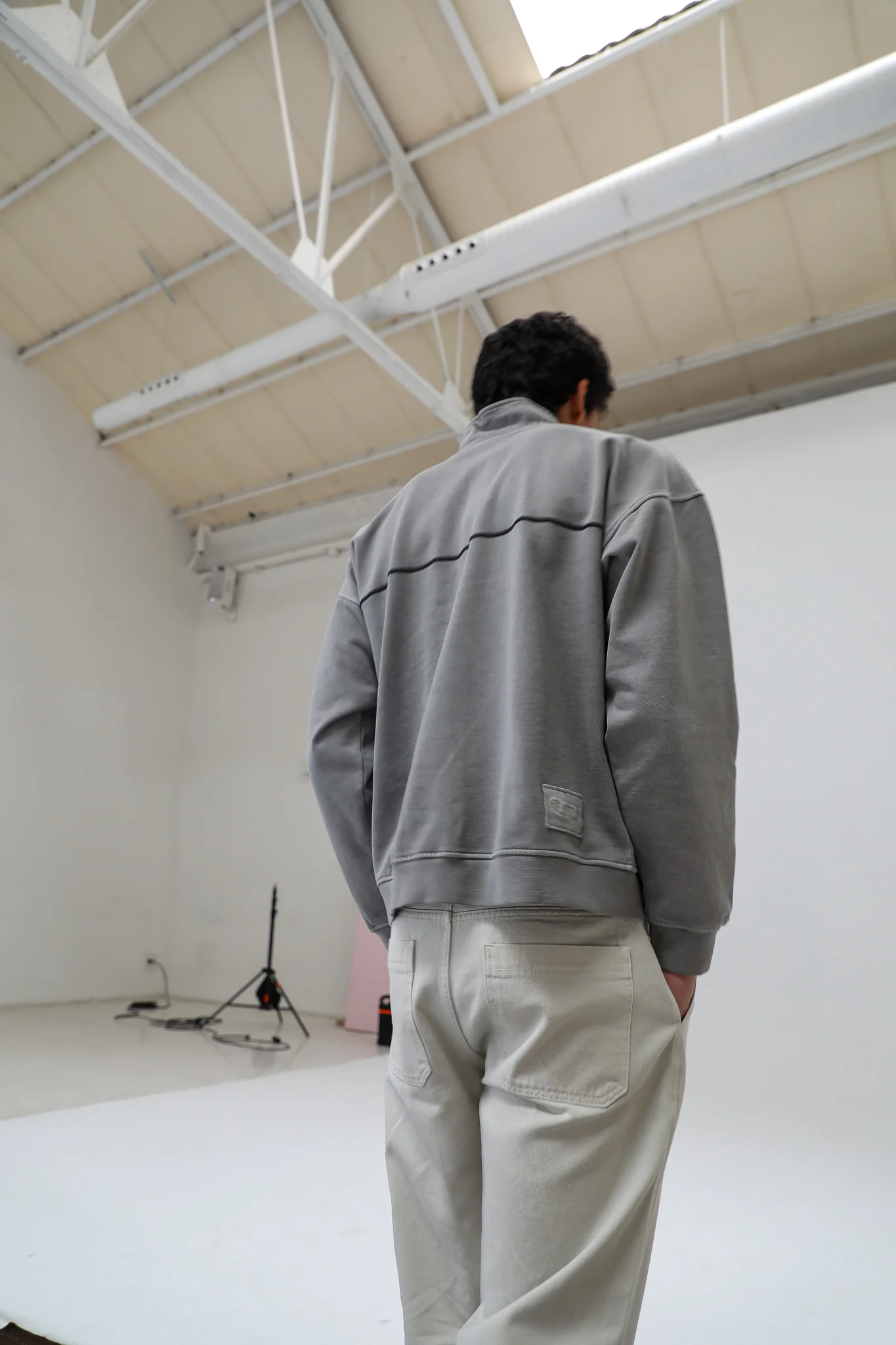 Flow Hoodie Line Light Grey - Image 8