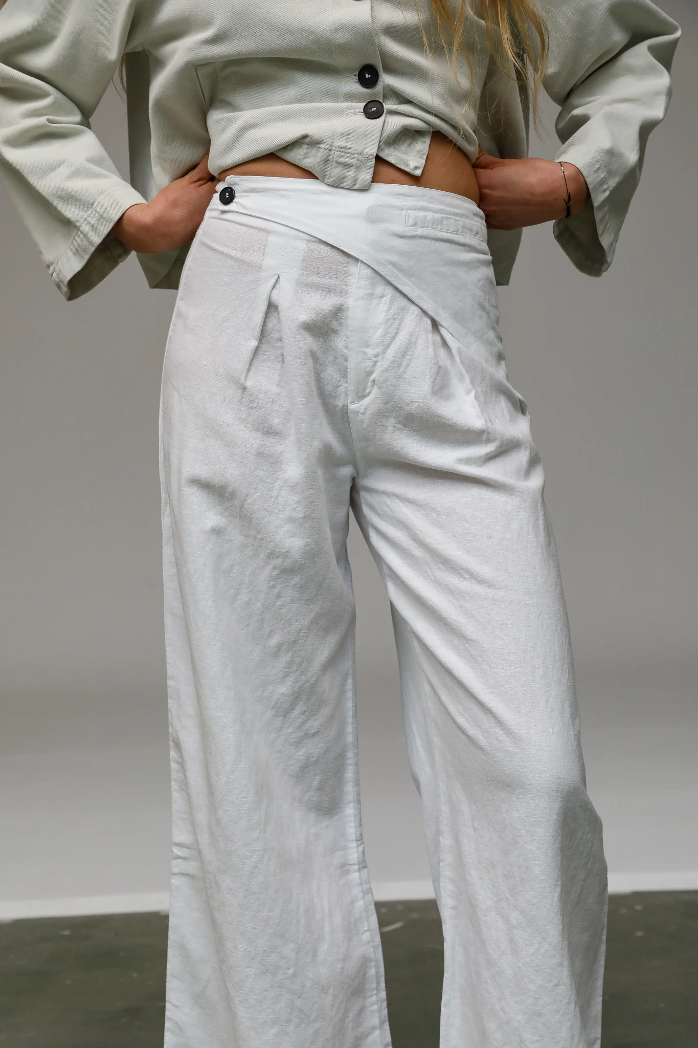 Linen Wrap Pants White - Image 3