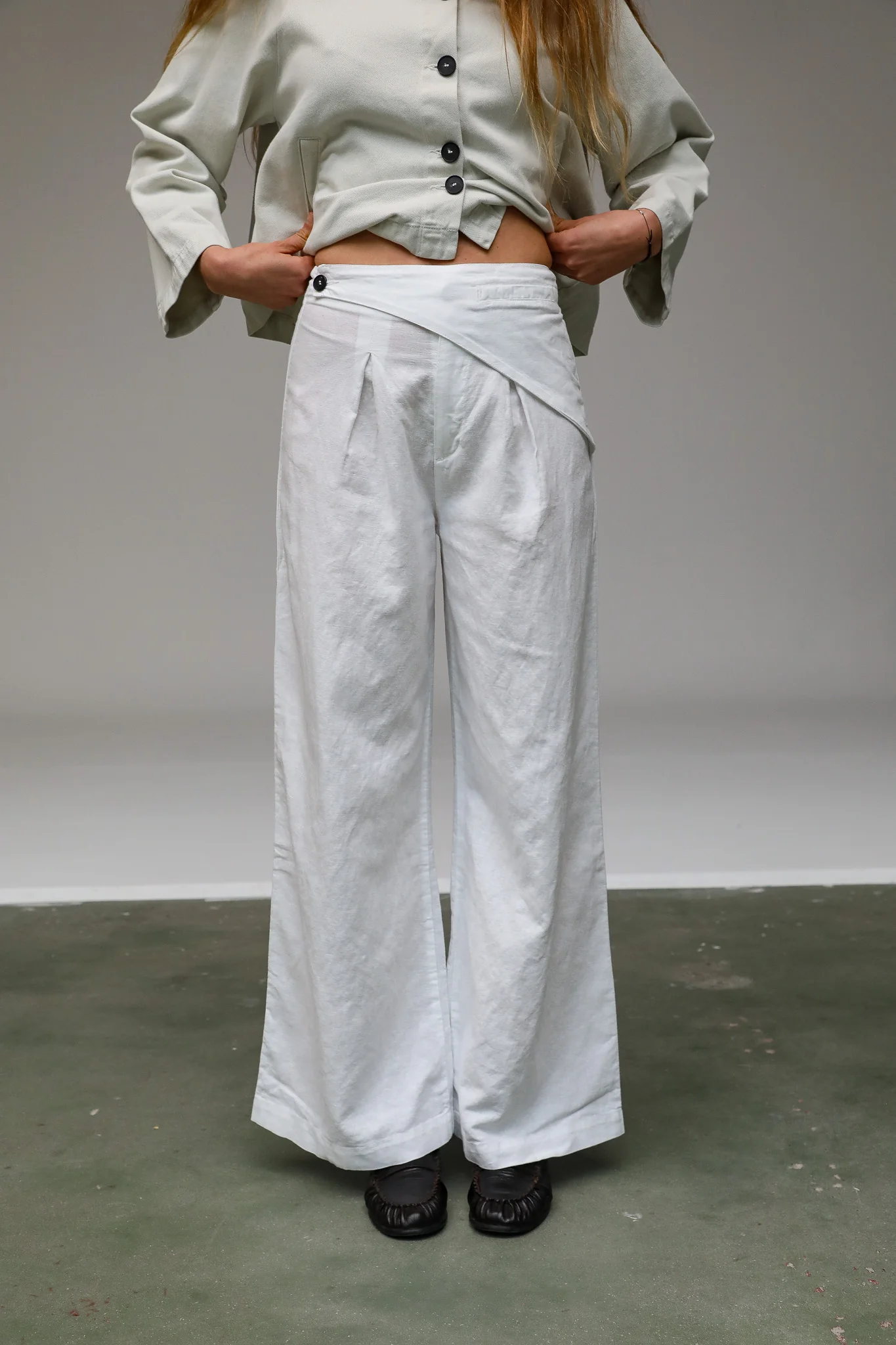 Linen Wrap Pants White - Image 4