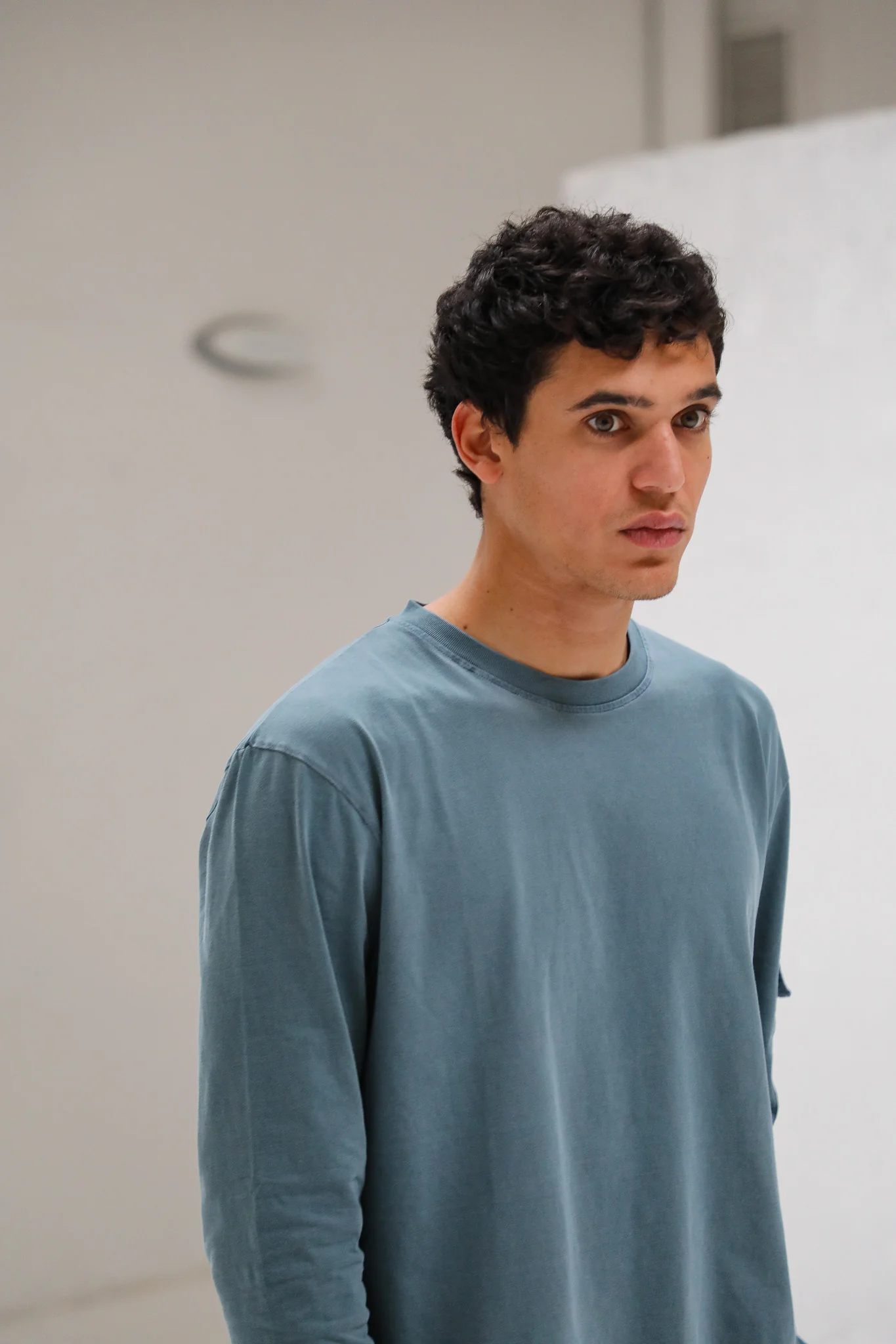 Long Trendy Side Pocket T-Shirt Dark Green - Image 4