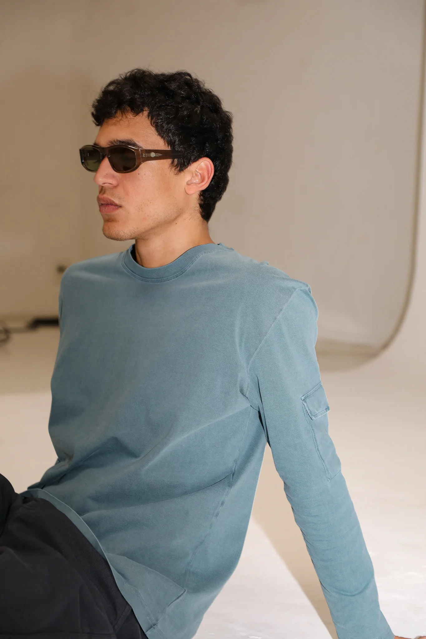 Long Trendy Side Pocket T-Shirt Dark Green - Image 6