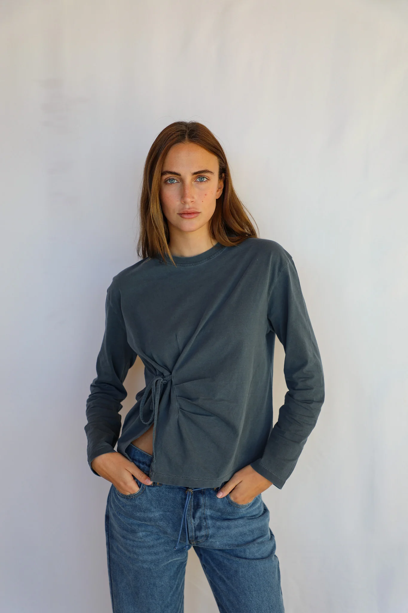 Loop T-Shirt Navy Blue - Image 9