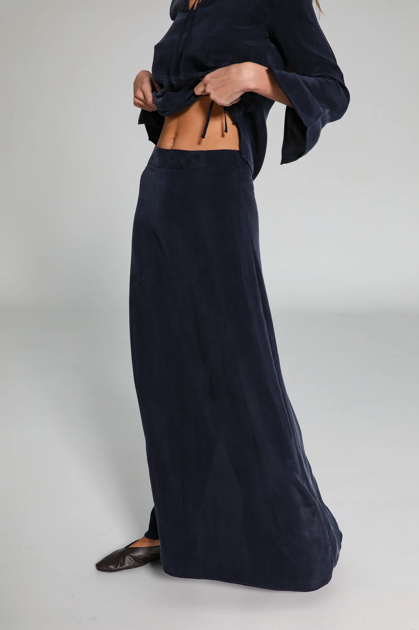 Maxi Cupro Skirt Navy - Image 4