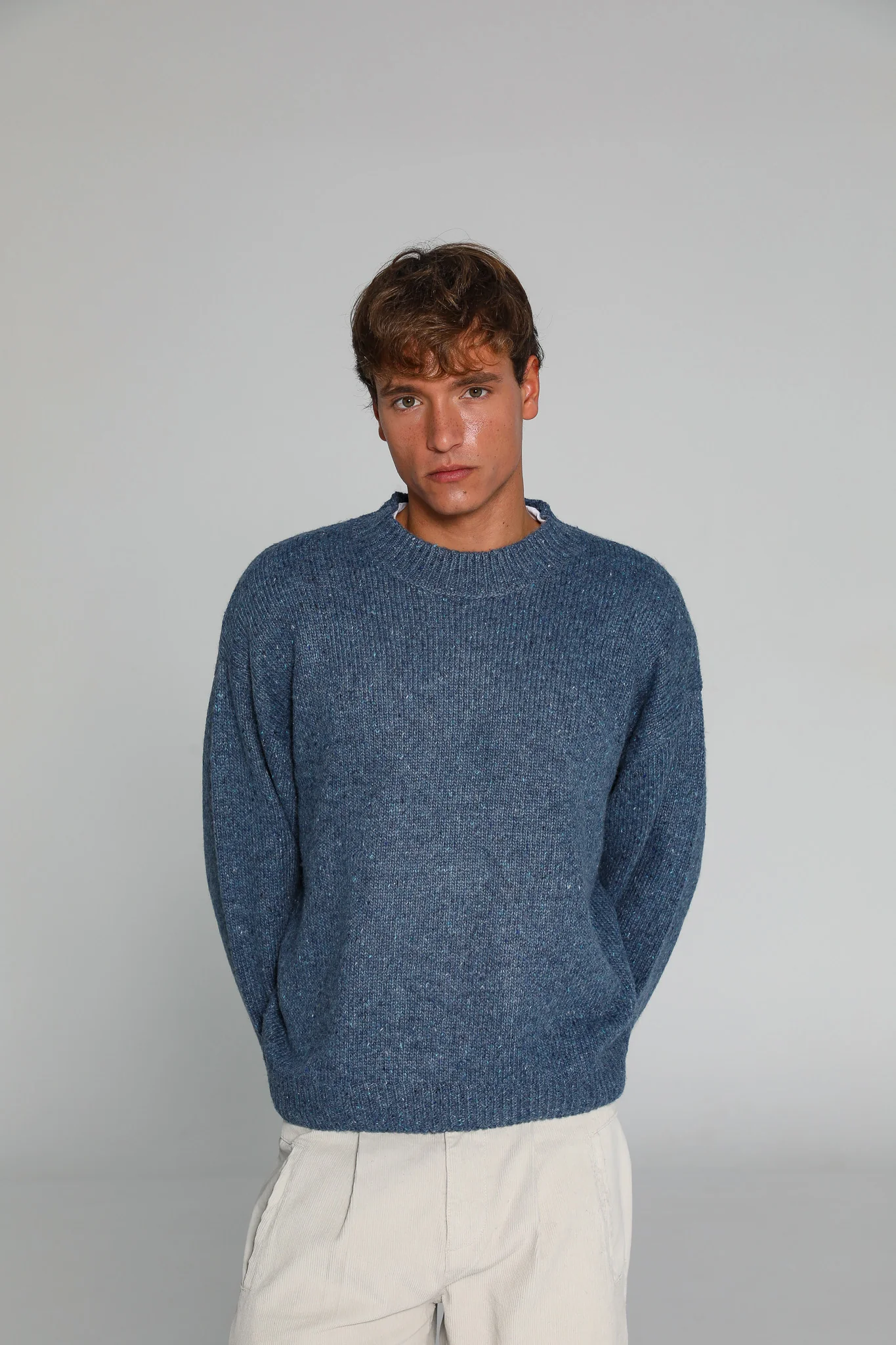 Round Knit Sweater Mottled Blue  - Image 5