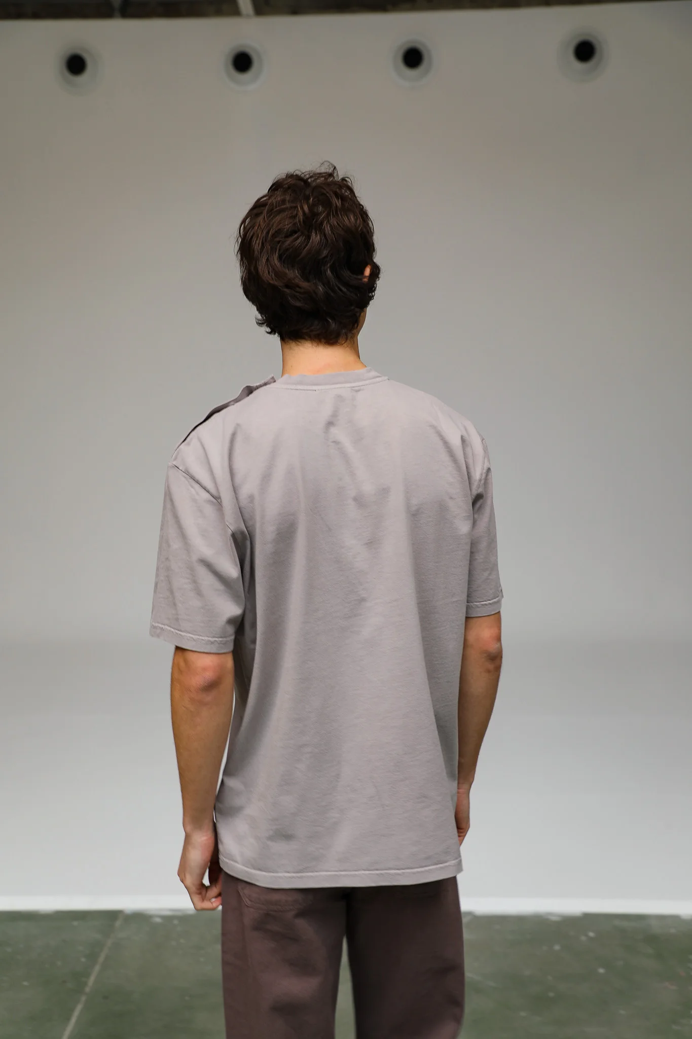 Trendy Side Buttons T-Shirt Light Grey - Image 10