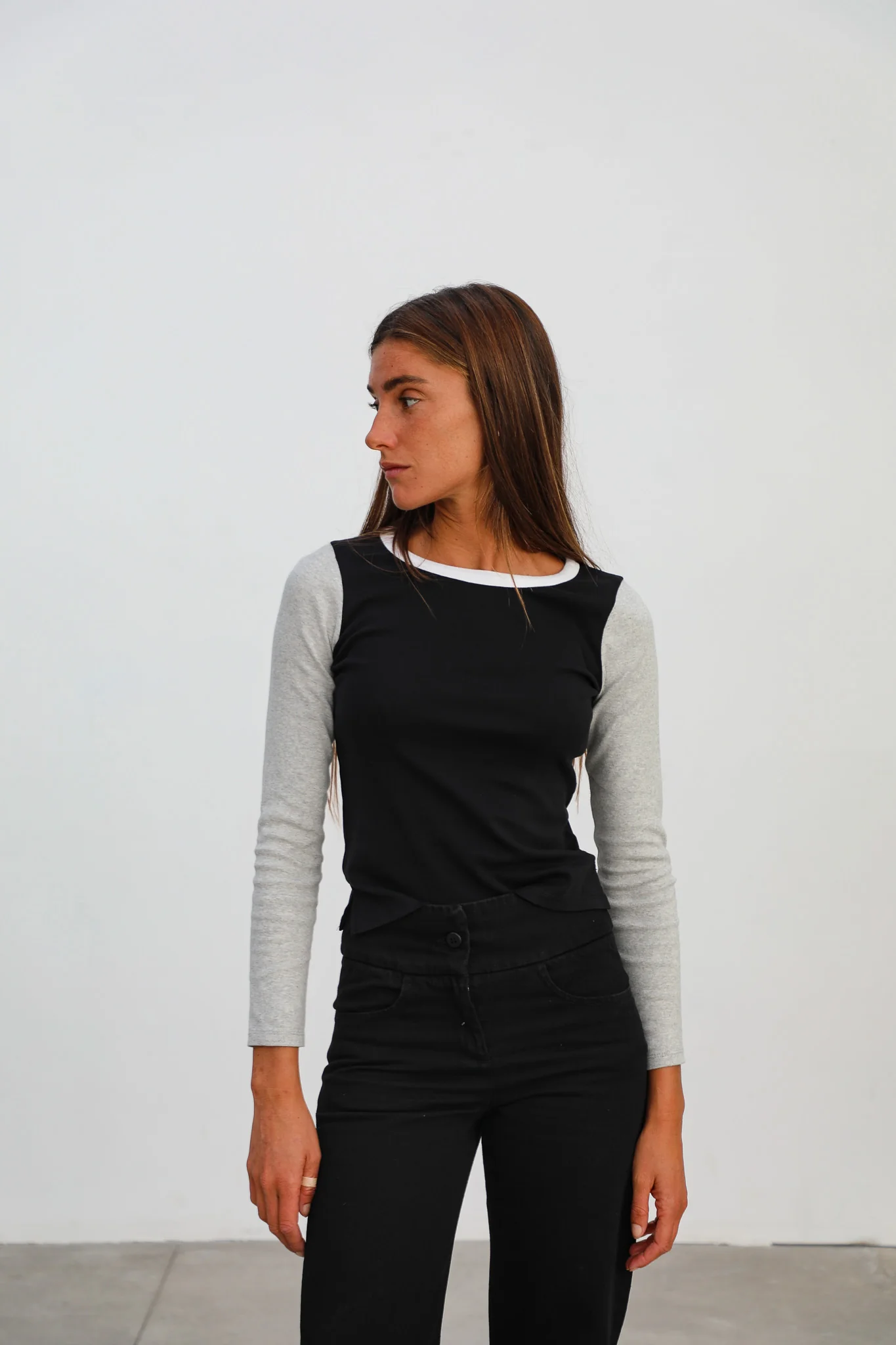 Triple Tone Long T-Shirt Black - Image 6